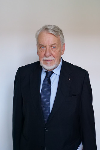 Paolo Caucci von Saucken